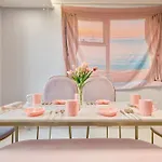Pink Room 4 Bedroom
